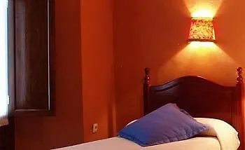 Hostal El Caballo Blanco Osuna 2*,  스페인